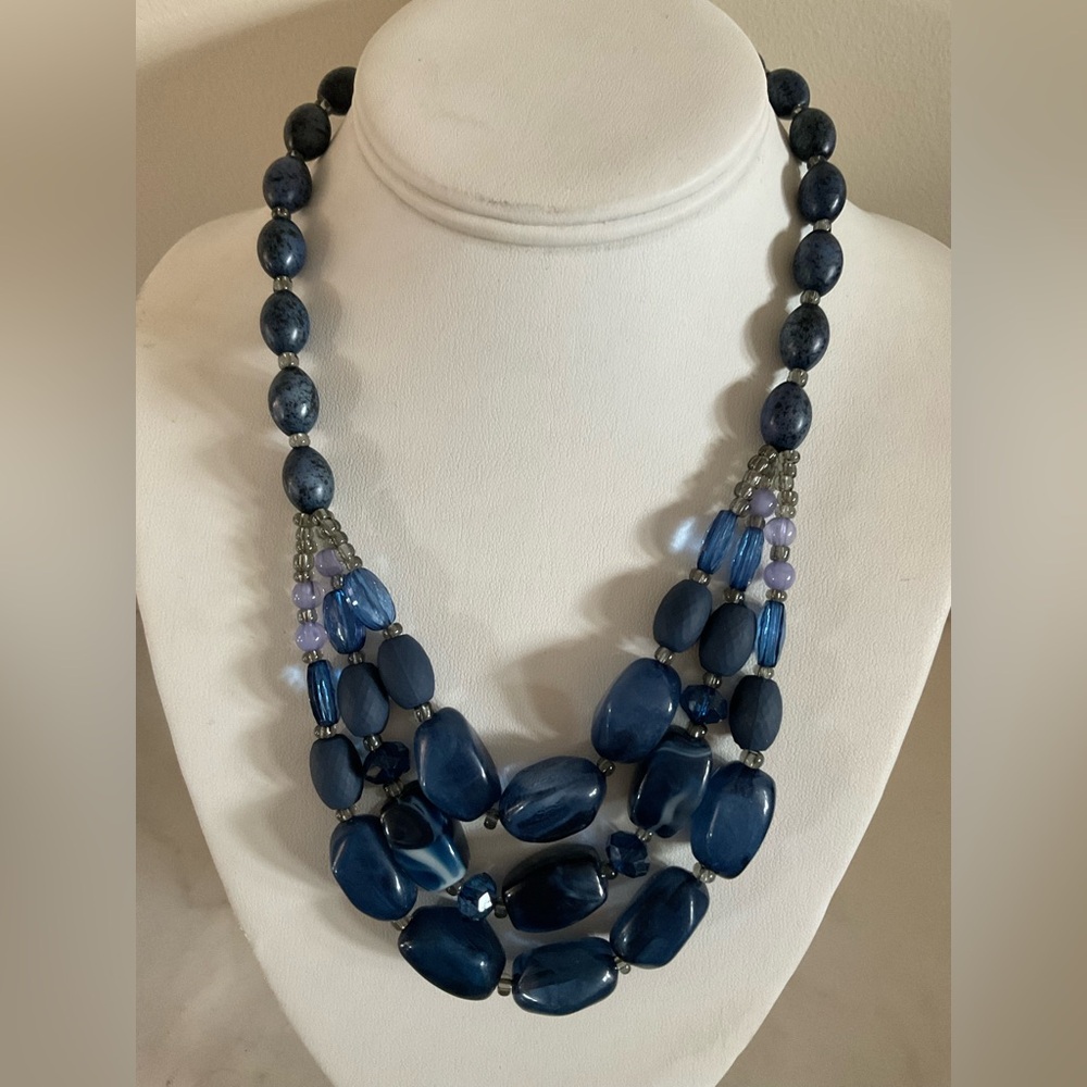 Elegant blue bib style and beaded necklace